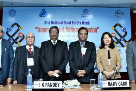 Govt to set up first-aid centres at all highways, toll plazas