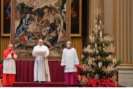 Pope calls for global cooperation to ensure access to COVID-19 vaccines and treatment