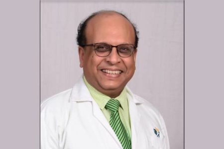 Harnessing AI chatbots for orthopaedic exam preparation